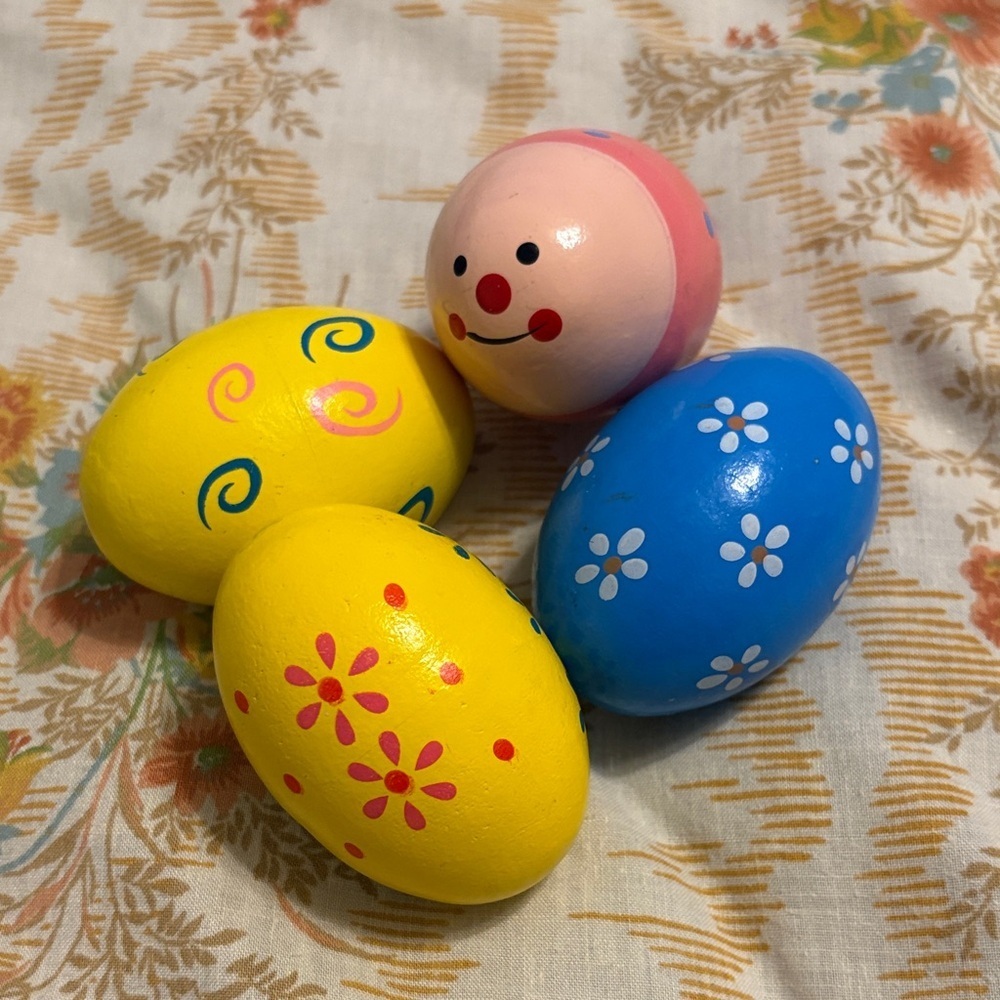 Colorful Decorative Easter Eggs Set Of 4